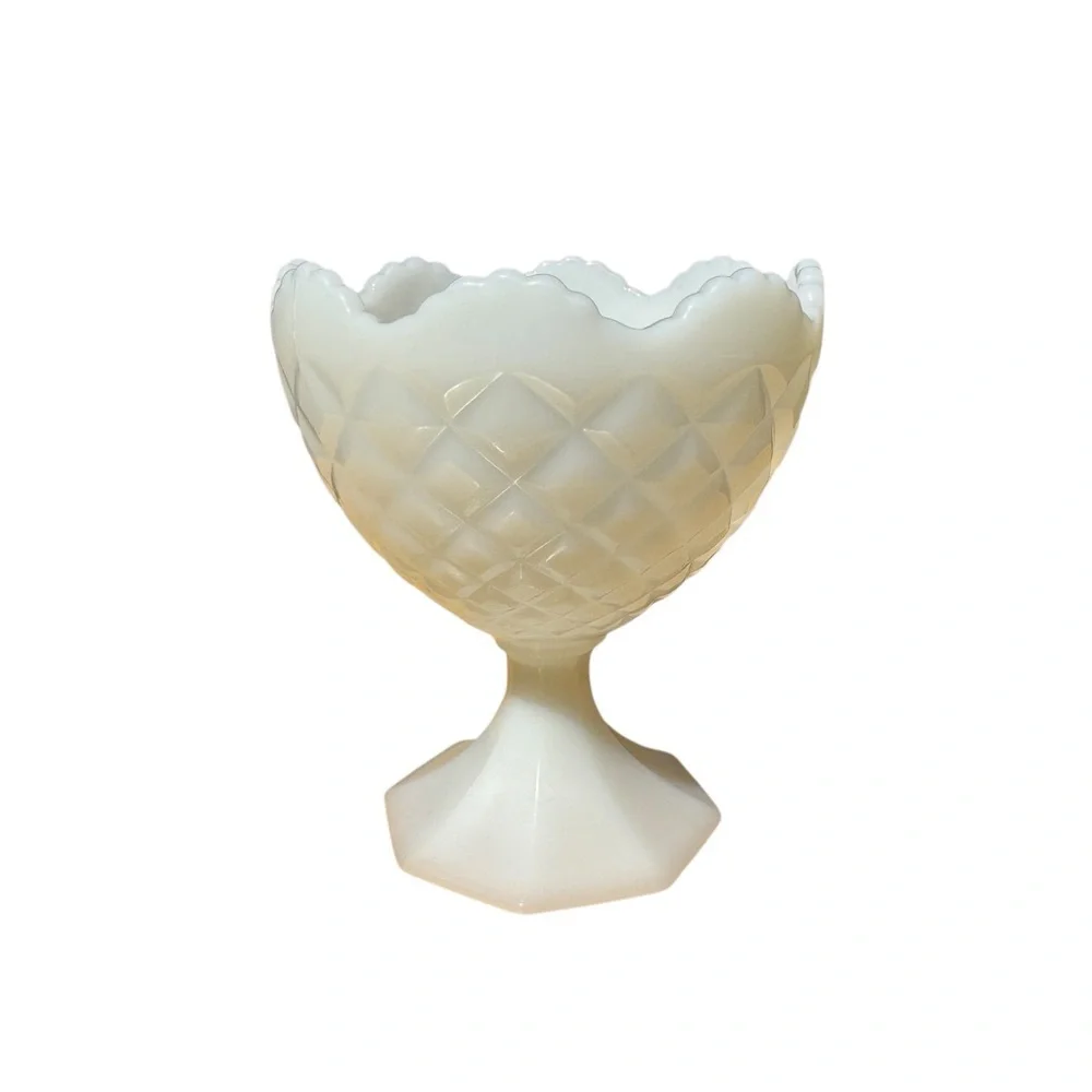 Vintage Napco 1184 Candy Dish Milk Glass Cleveland‎ USA